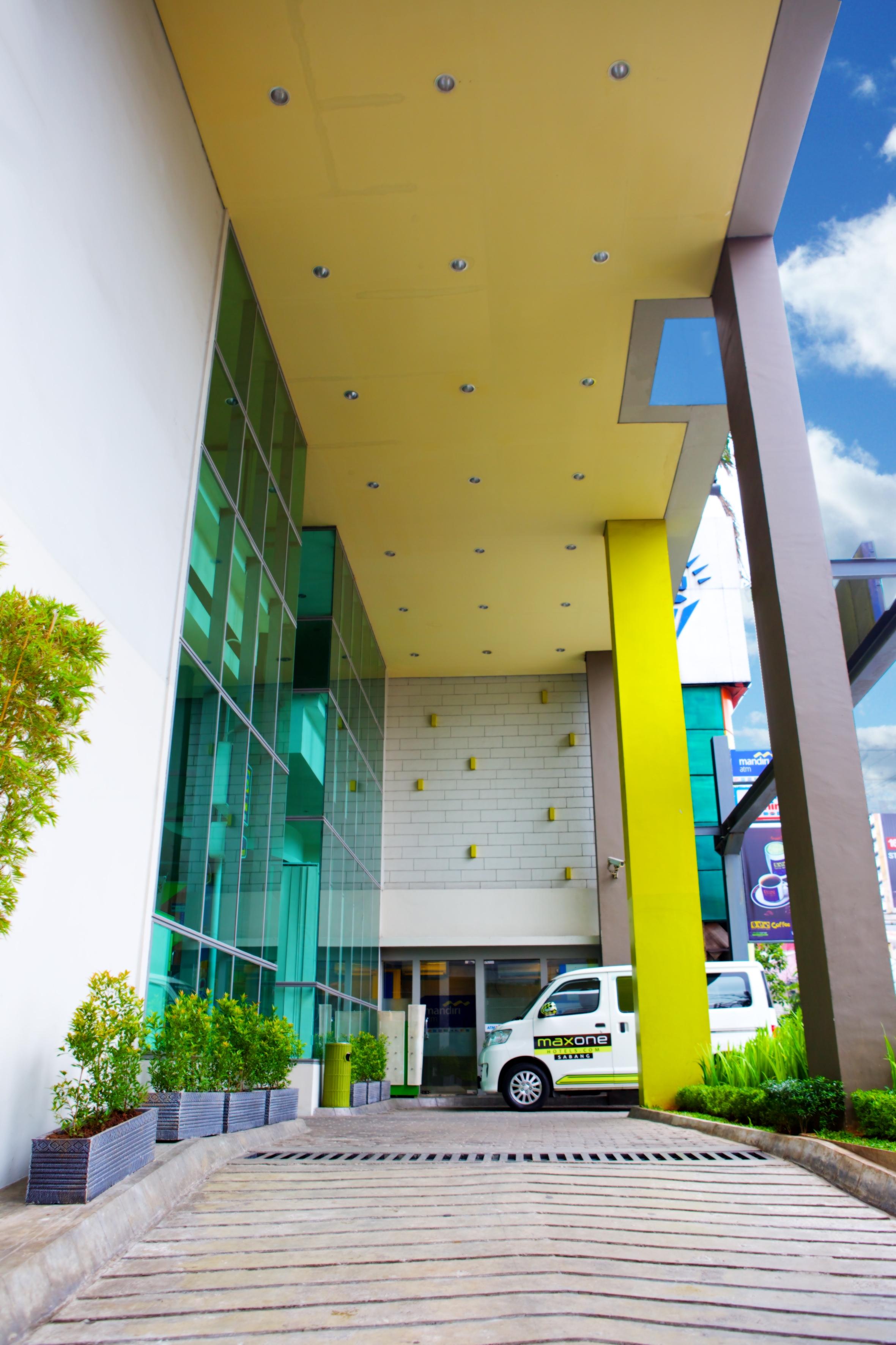 Maxonehotels.Com At Sabang Yakarta Exterior foto
