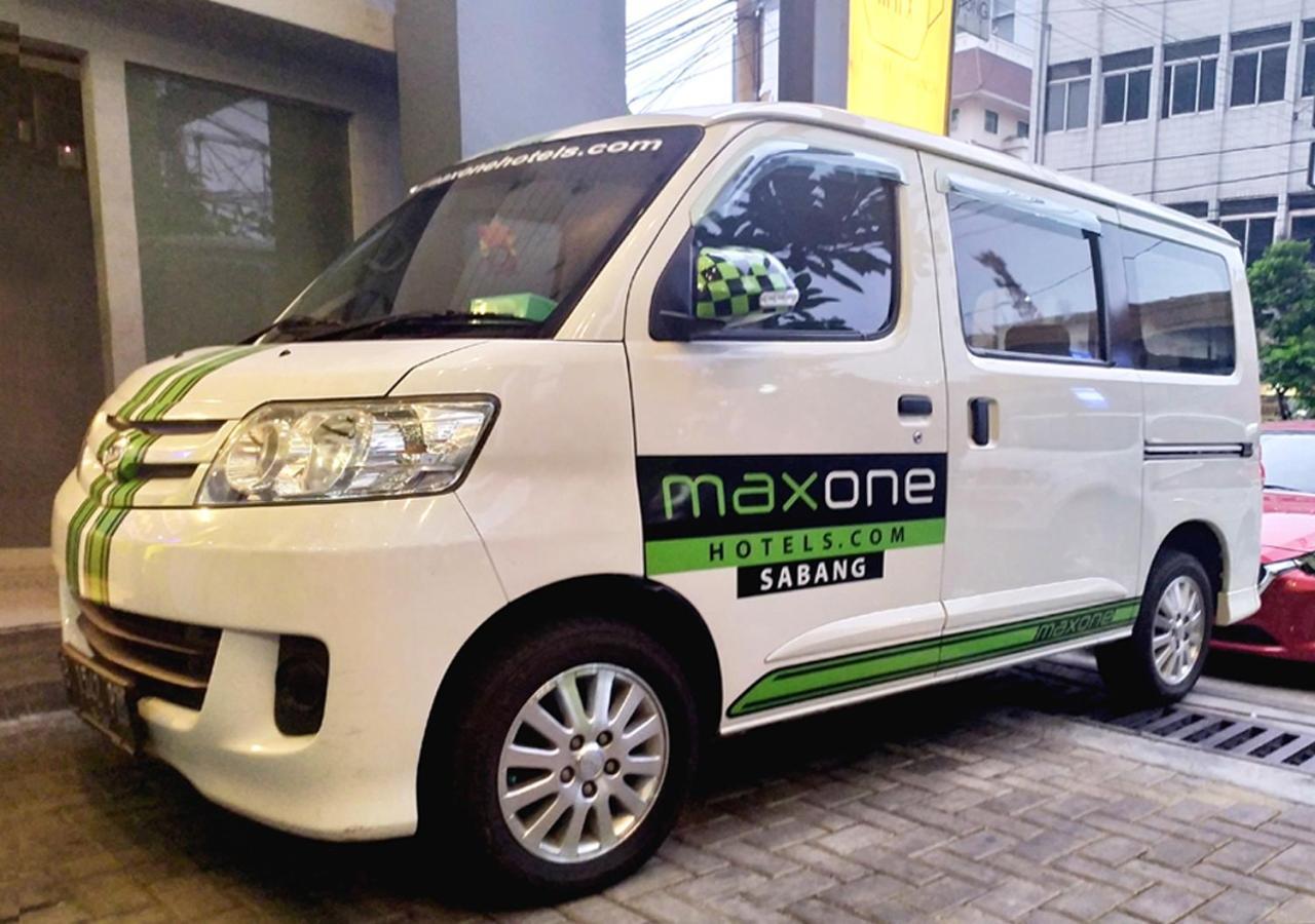 Maxonehotels.Com At Sabang Yakarta Exterior foto