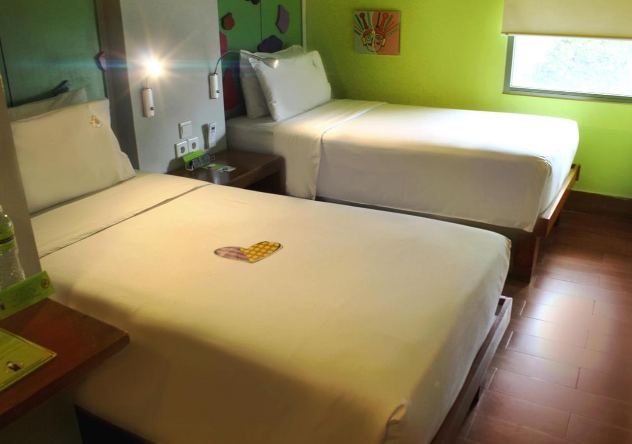 Maxonehotels.Com At Sabang Yakarta Exterior foto